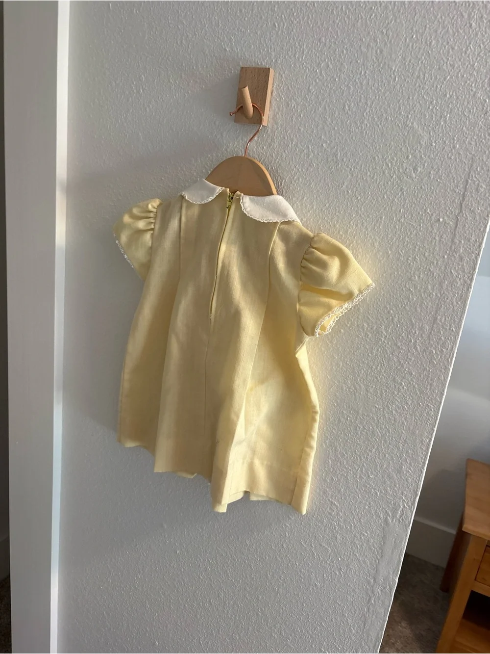 Classic Yellow Ruffled Peter Pan Collar toddler Dress  VINTAGE ✨